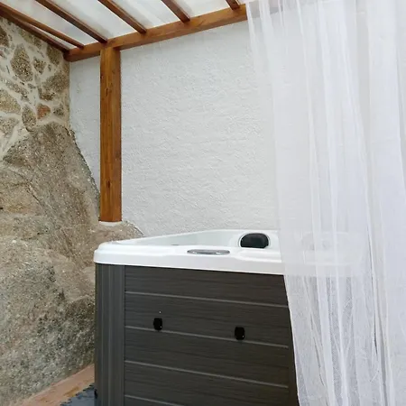 Casinhas Do Miga * Santa Comba Dao